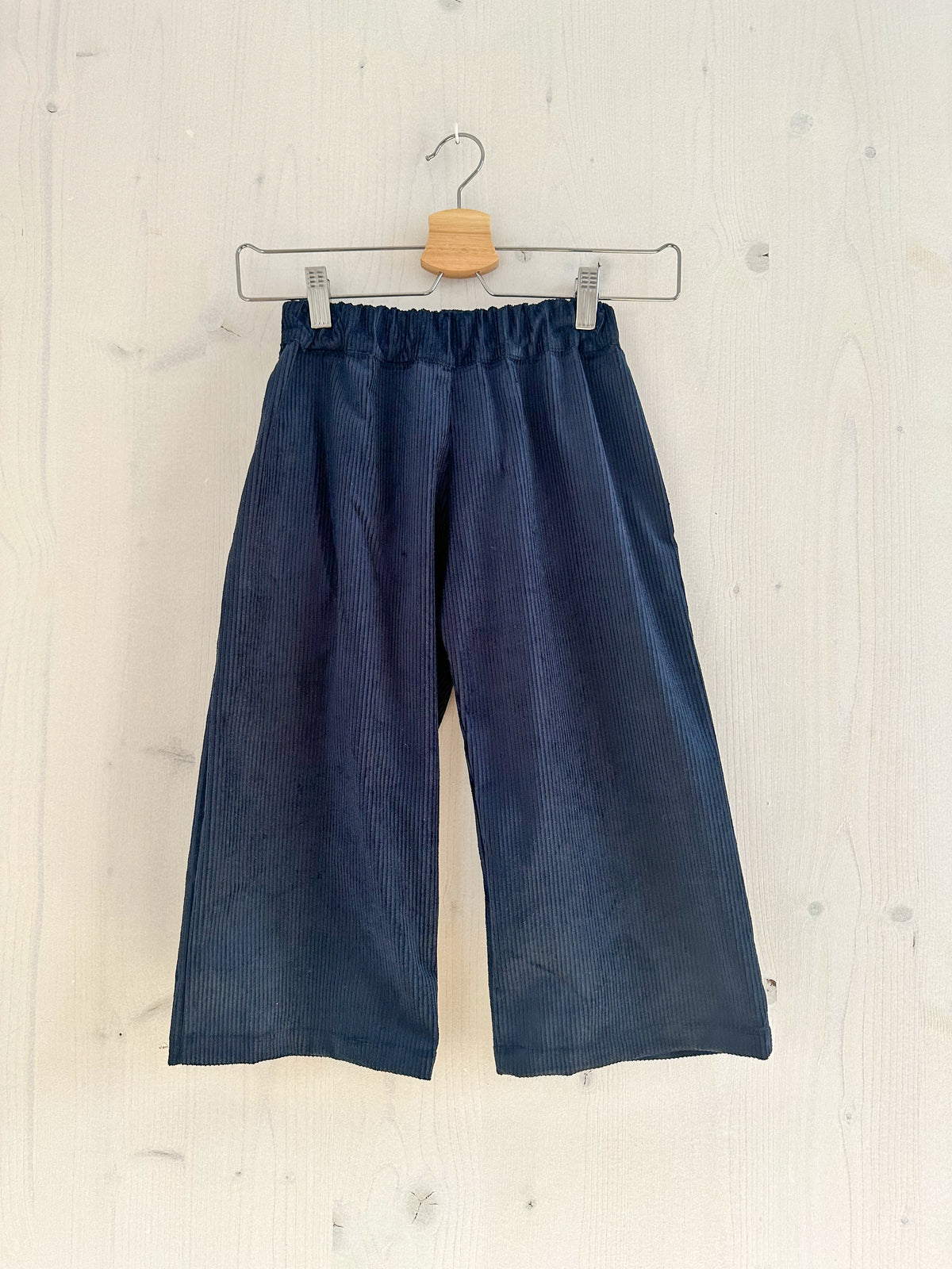 Culotte en velours côtelé tons bleus et verts
