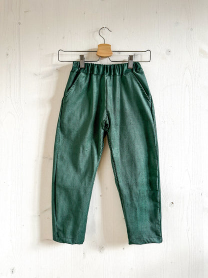 Cordhose Blau & Grüntöne