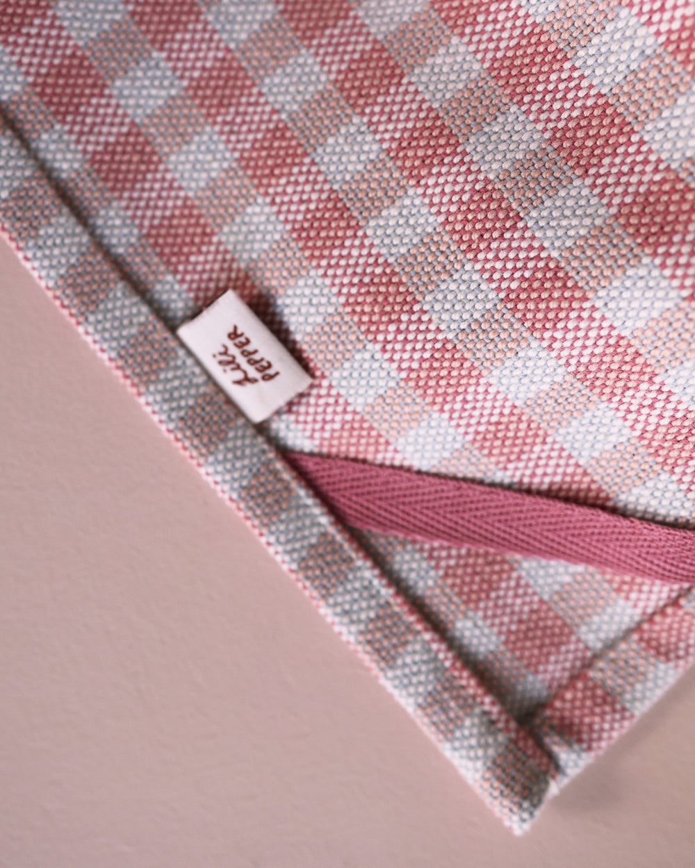 Torchon tissé à carreaux rose bleu