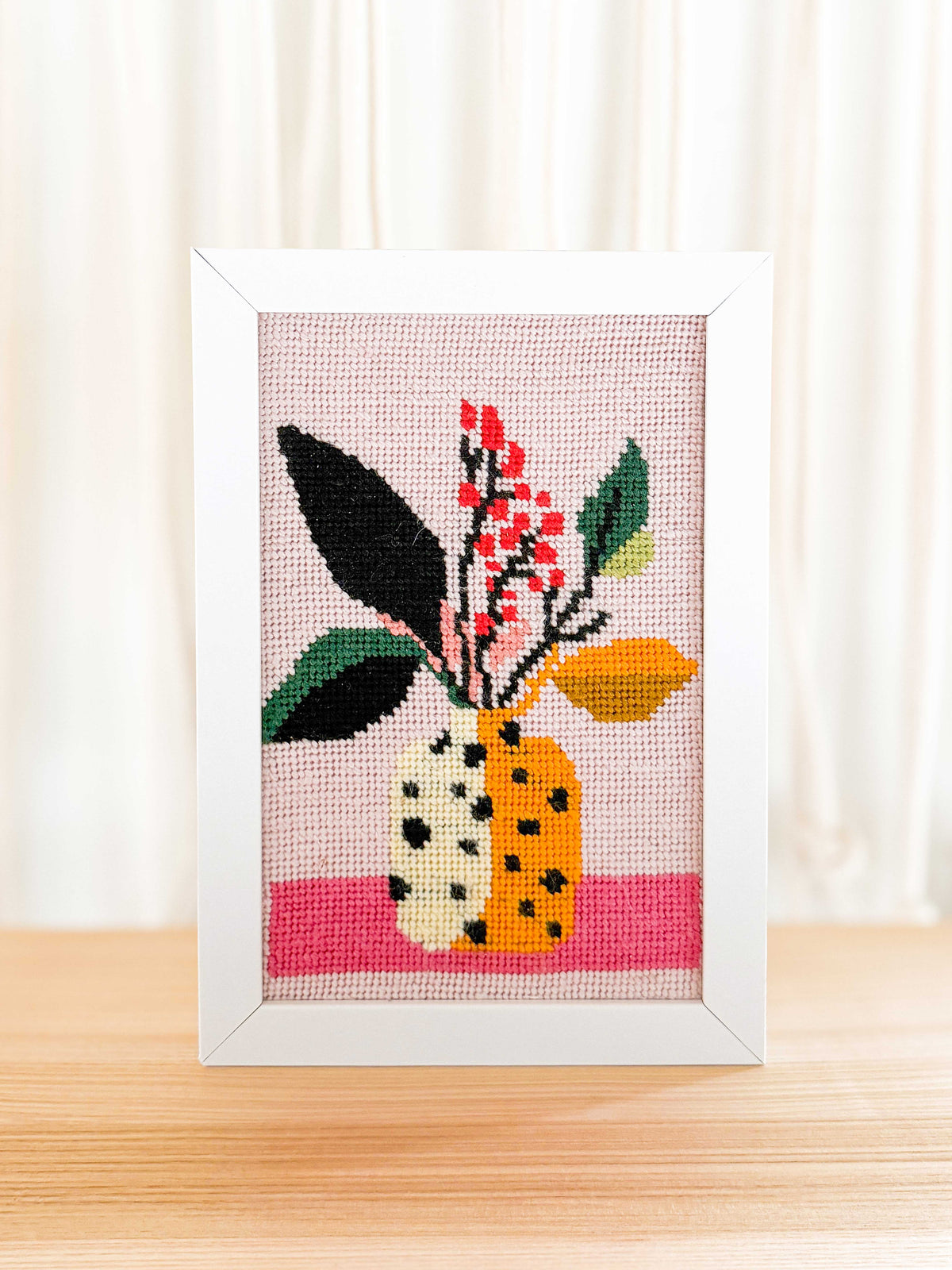 Tapisserie-Stickset "Vase mit roten Beeren"