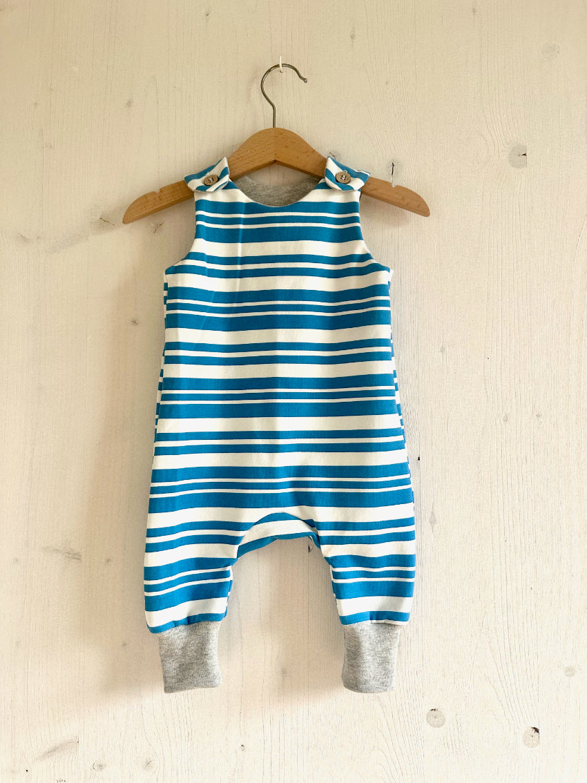 Babystrampler Stripes blau/weiss