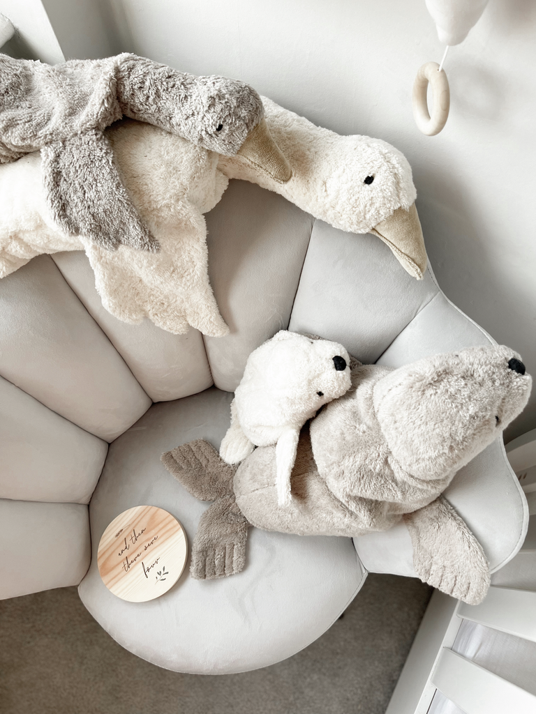 Peluche phoque gris