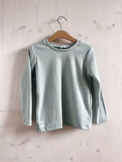 Ribbed long-sleeve shirt