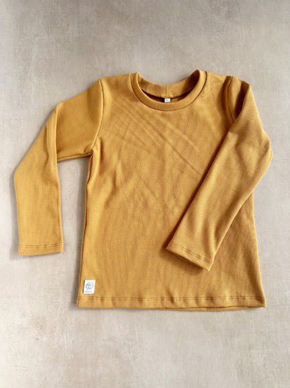 Ribbed long-sleeve shirt