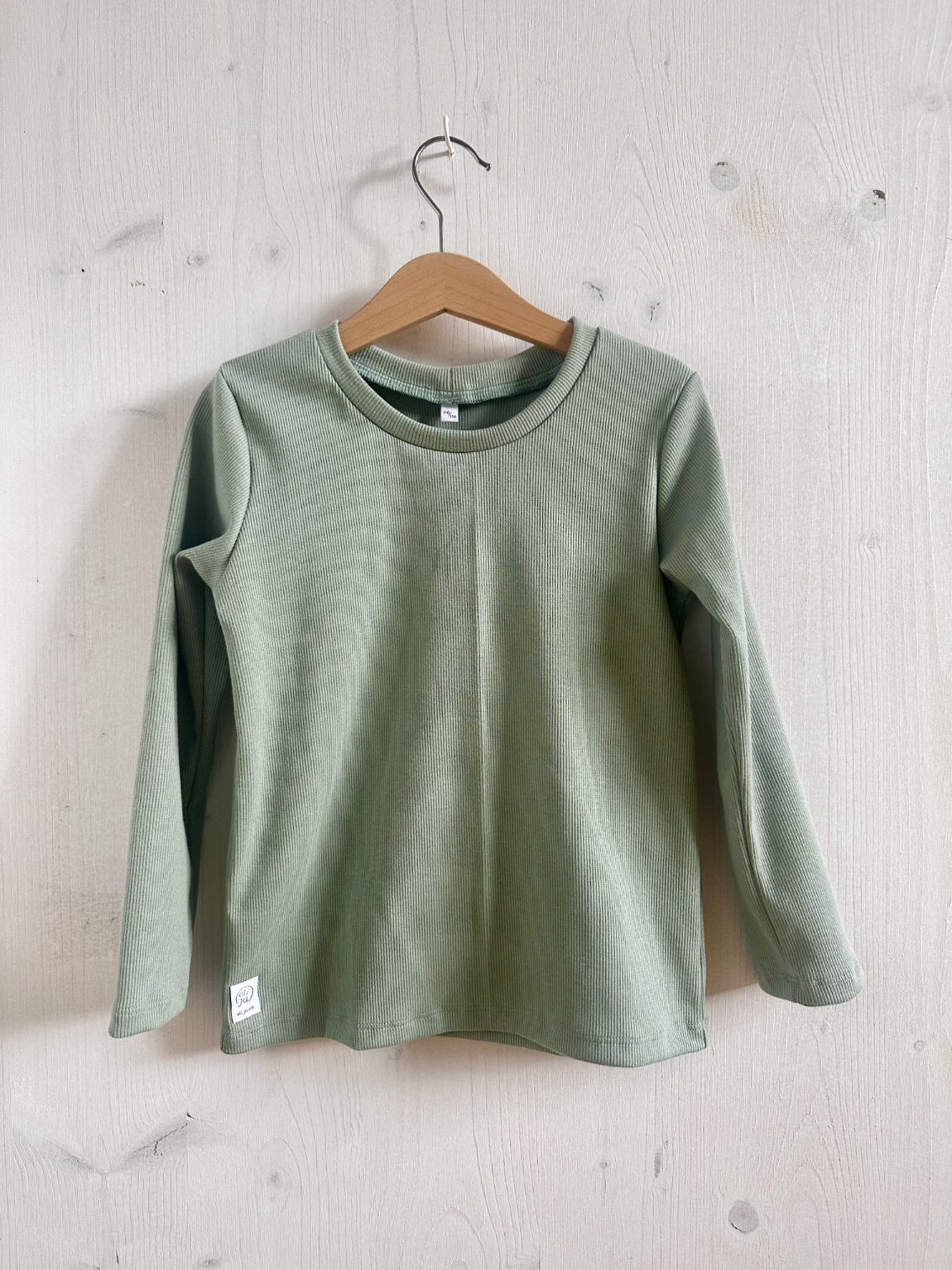 Ribbed long-sleeve shirt