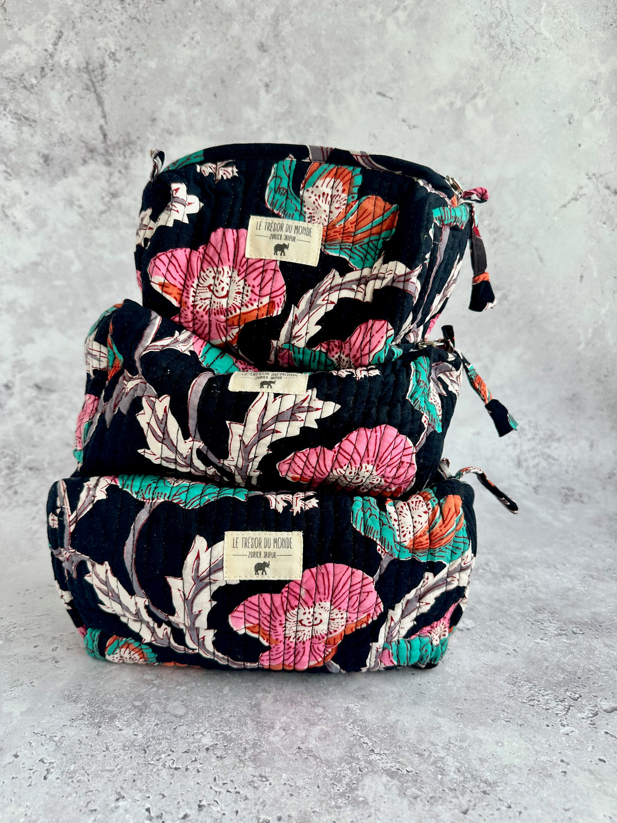 Black Garden Toiletries Bag