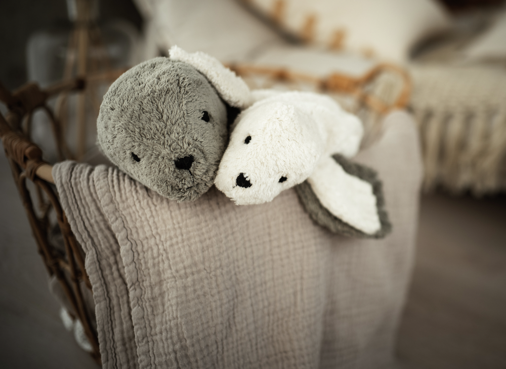 Peluche phoque gris